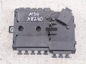 Mercedes-Benz A2055402850 KLASA C (W205) 2016 Przekaźnik