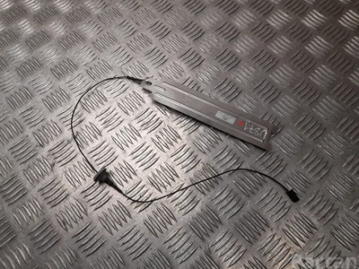 Ford USA GR3T-18A886-AA / GR3T18A886AA MUSTANG Convertible 2016 Amplificateur d'antenne - Image 1