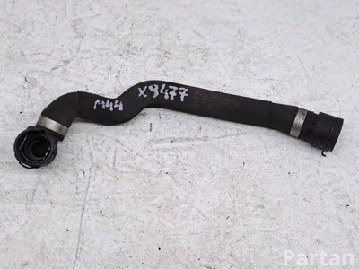 Mercedes-Benz A2055014784 KLASA C (W205) 2015 Wąż płynu chłodzącego - Zdjęcie 1