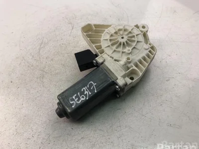 Mercedes-Benz A2078200642 E-CLASS Coupe (C207) 2010 Window lifter motor - Image 1