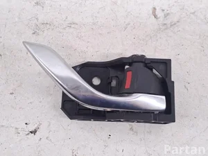 Mazda KD53T8314 CX-3 (DK) 2018 Durų rankenėlė, vidaus