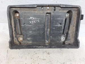 Mercedes-Benz A2056200118 C-CLASS (W205) 2015 Bac à batterie