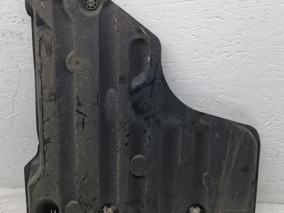 Opel 9823573680 Corsa F 2021 Cache de protection sous moteur - Image 1