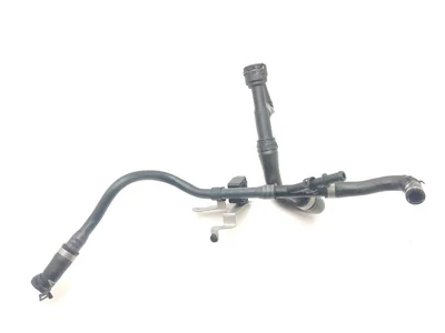 Porsche 9J1121070B, 9J1121661, 9J1121070, 9J1121237N Taycan 4S 2022 Conduite de réfrigérant - Image 1