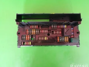BMW 9234421 , 61149234421 / 9234421, 61149234421 5 (F10) 2011 Boîte à fusibles