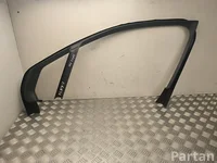 BMW 9490363 2 U06 Active Tourer 2022 cubierta del marco de cristal de puertas