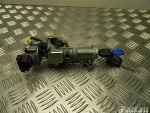 Vauxhall SL-S18 / SLS18 AGILA Mk II (B) 2012 cylindre de serrure pour allumage