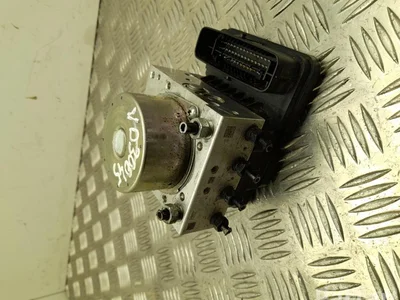 Toyota 44510-42220 / 4451042220 RAV 4 V 2021 Unité de commande hydraulique ABS - Image 1