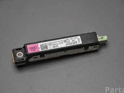 Audi 8Y4035225M A3 hatchback (8YA) 2023 Amplificateur d'antenne - Image 1