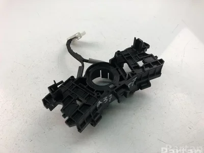 Toyota 17J613 COROLLA седан (_E15_) 2010 Выключатель стеклоочистителей/привод стеклоочист./стеклоом. - Изображение 1