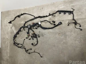 Porsche 97060801001, 970608010, 97060822500 PANAMERA (970) 2013 Fils du compartiment moteur