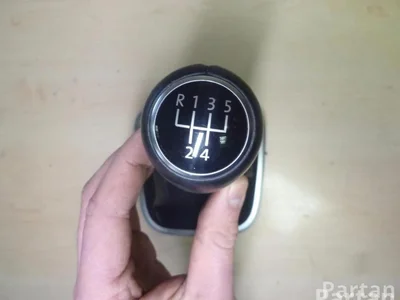 Volkswagen 6R0 711 456 B / 6R0711456B POLO (6R, 6C) 2012 Levier de vitesse - Image 1