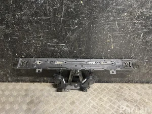 Volvo 6608083175 EX30 (416) 2024 Bracket for lock carrier