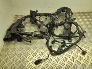 Kia 061 Sportage V NQ5 2023 Fils du compartiment moteur