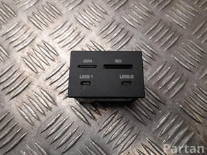 Porsche 95B 035 736 A / 95B035736A MACAN (95B) 2019 Eingabegerät USB