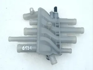 Porsche 9J1.121.187D / 9J1121187D Taycan 2021 Ausgleichsbehälter Kühlmittel