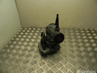 Citroën 9685051580 C4 Picasso I (UD_) 2008 Pompe de la directon assistée - Image 1