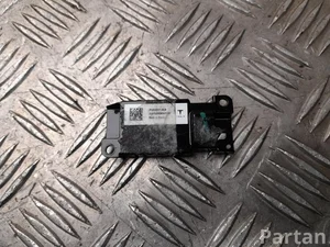 Tesla 2042217-40-B / 204221740B Model Y 2025 control unit