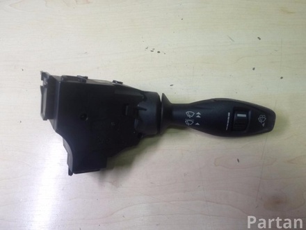 FORD 8A6T-17A533-AC / 8A6T17A533AC FIESTA VI 2009 Steering column switch