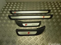 Audi 8R0 853 374 C, 8R0 853 376 C, 8R0 853 375 C, 8R0 853 373 C / 8R0853374C, 8R0853376C, 8R0853375C, 8R0853373C Q5 (8R) 2009 Wewnętrzny próg drzwiowy zestaw