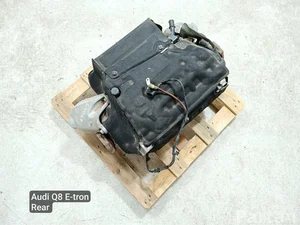 Audi 0EF907180P Q8 e-tron 2024 Silnik kompletny z tyłu