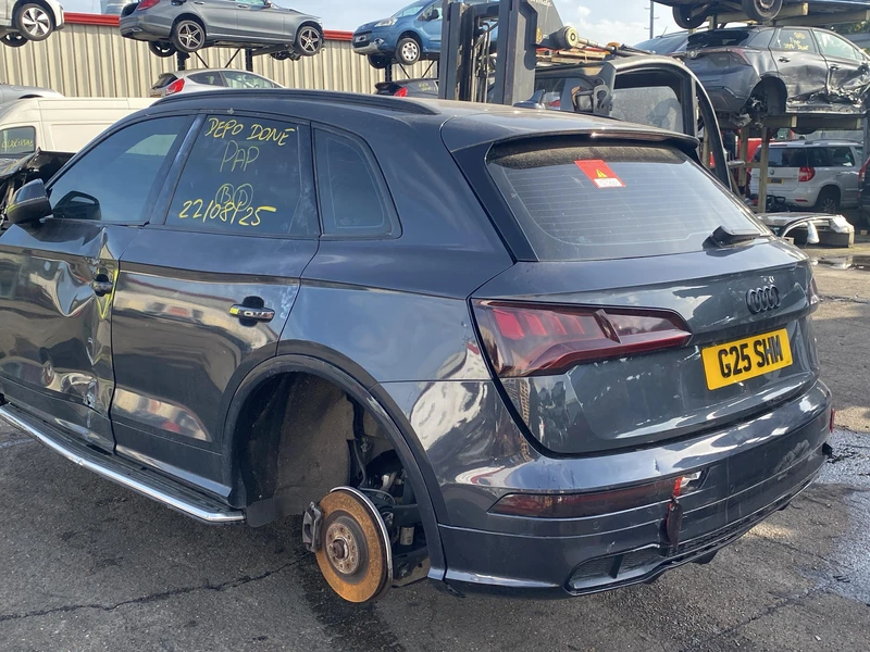 K137 Audi Q5 2.0 DAXB +SUW - Photo 5