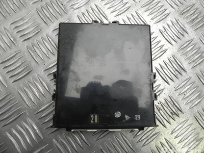 Toyota 89990-02400, MB232500-9552 / 8999002400, MB2325009552 AURIS TOURING SPORTS (_E18_) 2014 Unité de contrôle pour l'accès et l'autorisation de démarrage (kessy) - Image 1