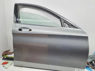 Mercedes-Benz C-CLASS (W205) 2015 Porte Right Front - Image 1