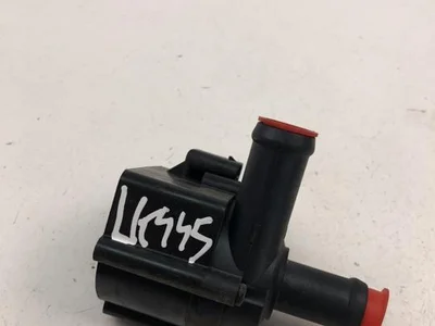 Volvo 32222110 XC40 2020 Pompe à eau - Image 1