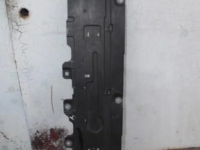 Volvo 32260495 XC90 II 2018 Cache de protection sous moteur - Image 1