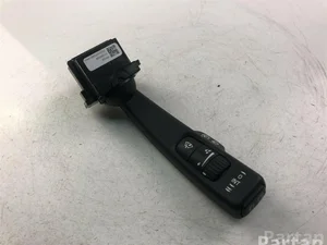 Volvo  31394008 / 31394008 V40 Hatchback 2017 Multi-switch colonne de direction