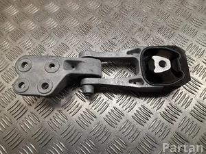 Lexus LBX 2025 Zawieszenie silnika