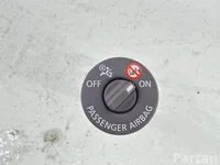 Renault CAPTUR (J5_) 2014 Jungiklis keleivio oro pagalvės išjungimui