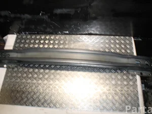 Volvo 30791152 XC70 II 2009 renforcement parachoques