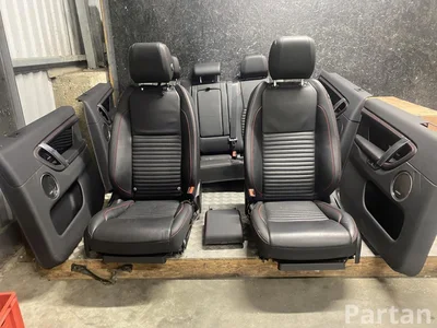 Original (gebraucht) Land Rover DISCOVERY SPORT (L550) 2023 Sitze komplett Türverkleidung Armlehne - Bild 1