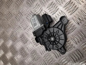 Ford USA CM094300 Mustang Mach-E 2022 Moteur de lève-vitre Right Rear