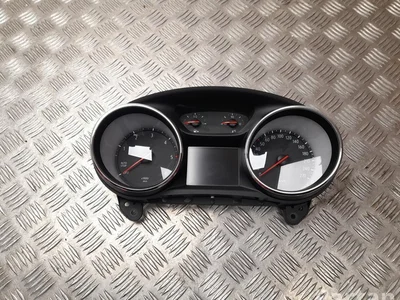 Opel 39228440 ASTRA K Sports Tourer 2022 Tableau de bord km/h - Image 1