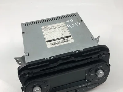 Kia 961701Y201MB2 PICANTO (TA) 2013 Radio / lecteur CD - Image 1