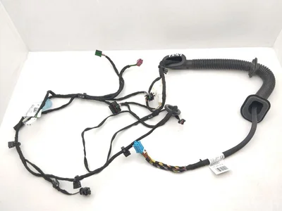 Mercedes-Benz A1775405520 EQB (X243) 2023 Harnais pour intérieur Porte - Image 1