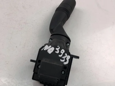 Toyota 02D5017J911 COROLLA ( E210) Sedan 2020 Levier /Interrupteur de lave-glace/nettoyage - Image 1