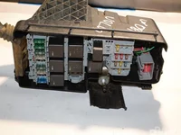 Volvo 30728132 XC90 I 2005 Boîte à fusibles