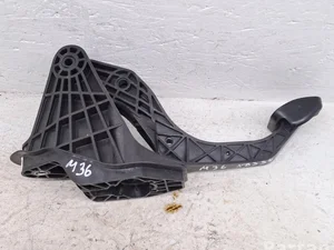 Ford 2Q2721059H Kuga III 2020 Pédale d'embrayage