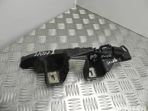 Mercedes-Benz A 205 885 03 65 / A2058850365 C-CLASS (W205) 2015 Soporte del parachoques