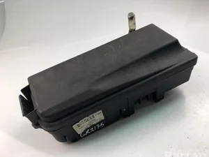 Opel 13198102 VECTRA C 2005 Boîte à fusibles