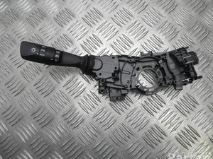 Toyota F4050-17J591 / F405017J591 C-HR (_X1_) 2019 Levier /interrupteur de lumière courte longue