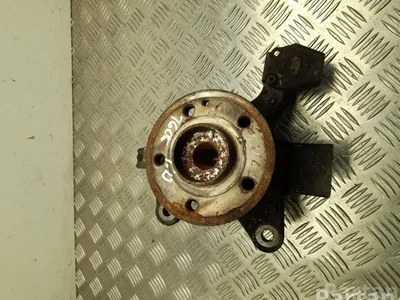 Mercedes-Benz A4473320501 VITO Box (W447) 2014 Logement de roulement de roue Right Front - Image 1