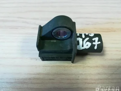 Mercedes-Benz A 172 905 60 00 / A1729056000 E-CLASS (W212) 2011 Capteur de bruit d'impact - Image 1