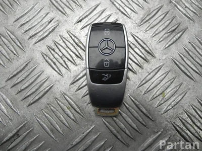Mercedes-Benz A 222 905 59 09 / A2229055909 E-CLASS (W213) 2018 Key - Image 1