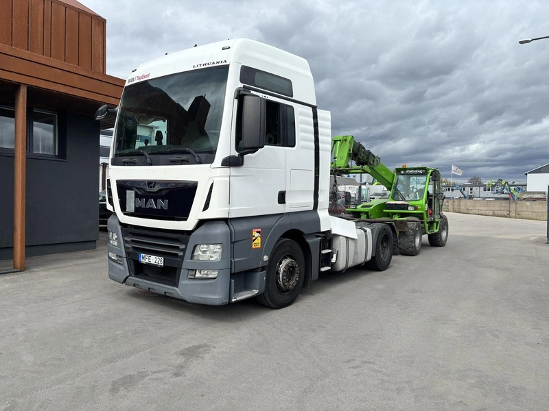 28203 - Photo 2