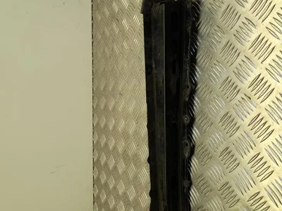 Toyota R PRIUS PLUS (_W4_) 2019 Support - Image 1